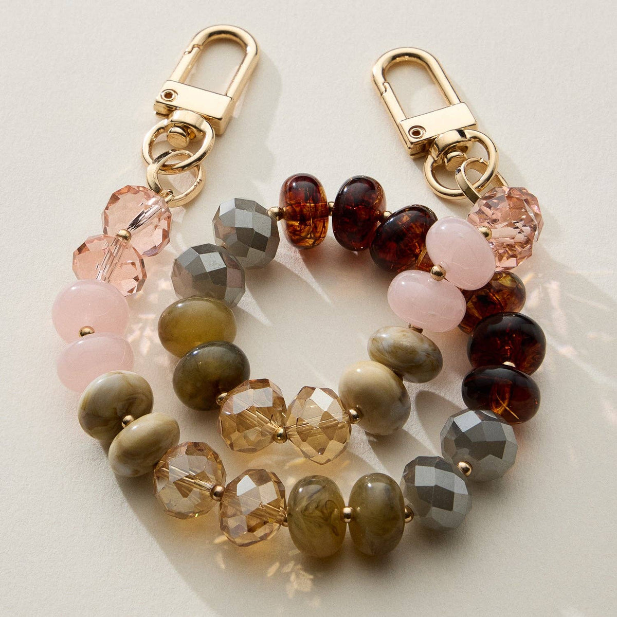 Mixed Bead Bag Keychain with Gold Clasps: BL / ONE