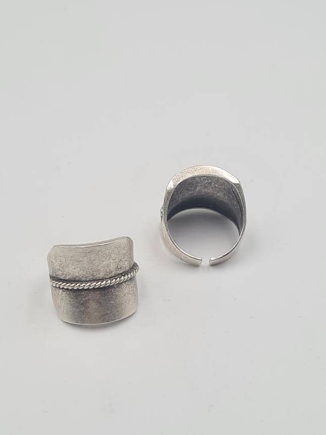 Wide band twisted edge statement Ring