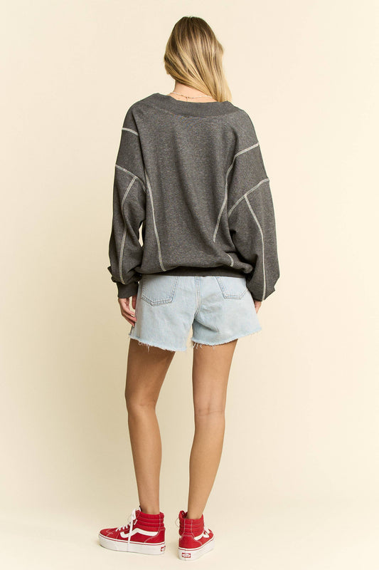 TWIST FRONT LONG SLEEVE TOP: CHARCOAL / L/XL