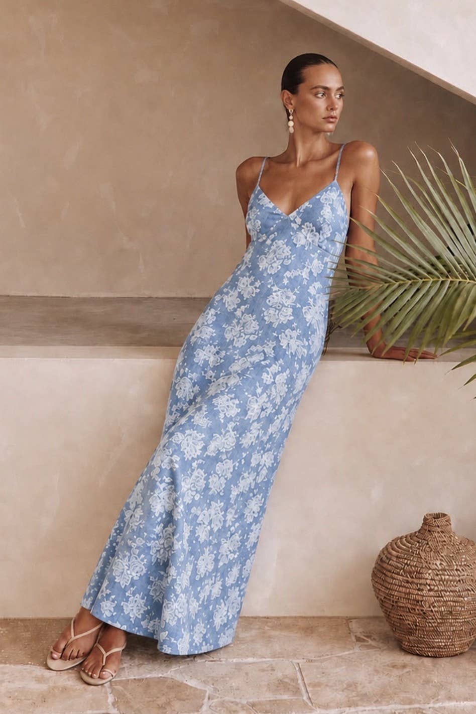 CHAMBRAY CROSS BACK SLIP DRESS: L