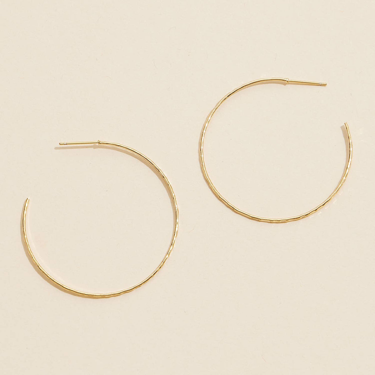 18K Gold Dip Wire Open Hoop Earrings: Gold / One / 4DE38010