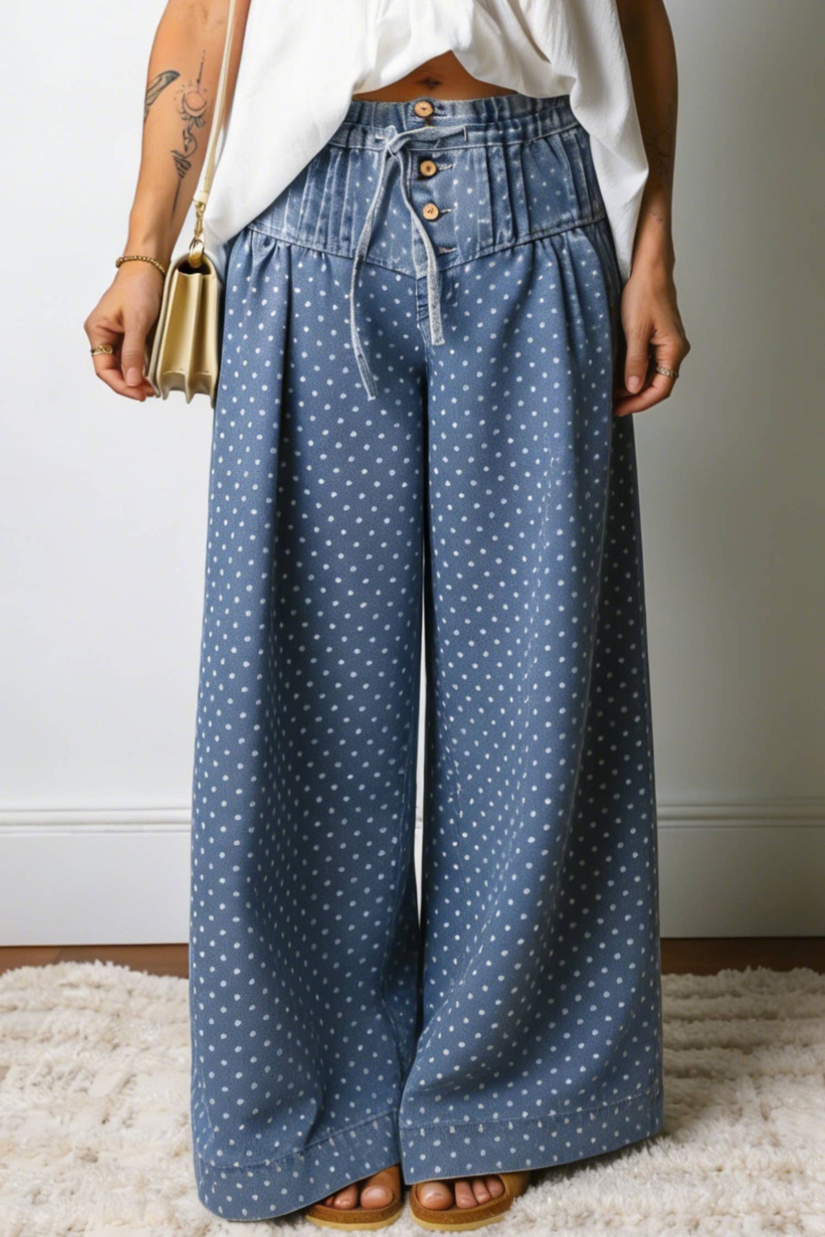 66 Plus Size Button Pleated Drawstring Waist Wide Leg Jeans: Blue / 2X