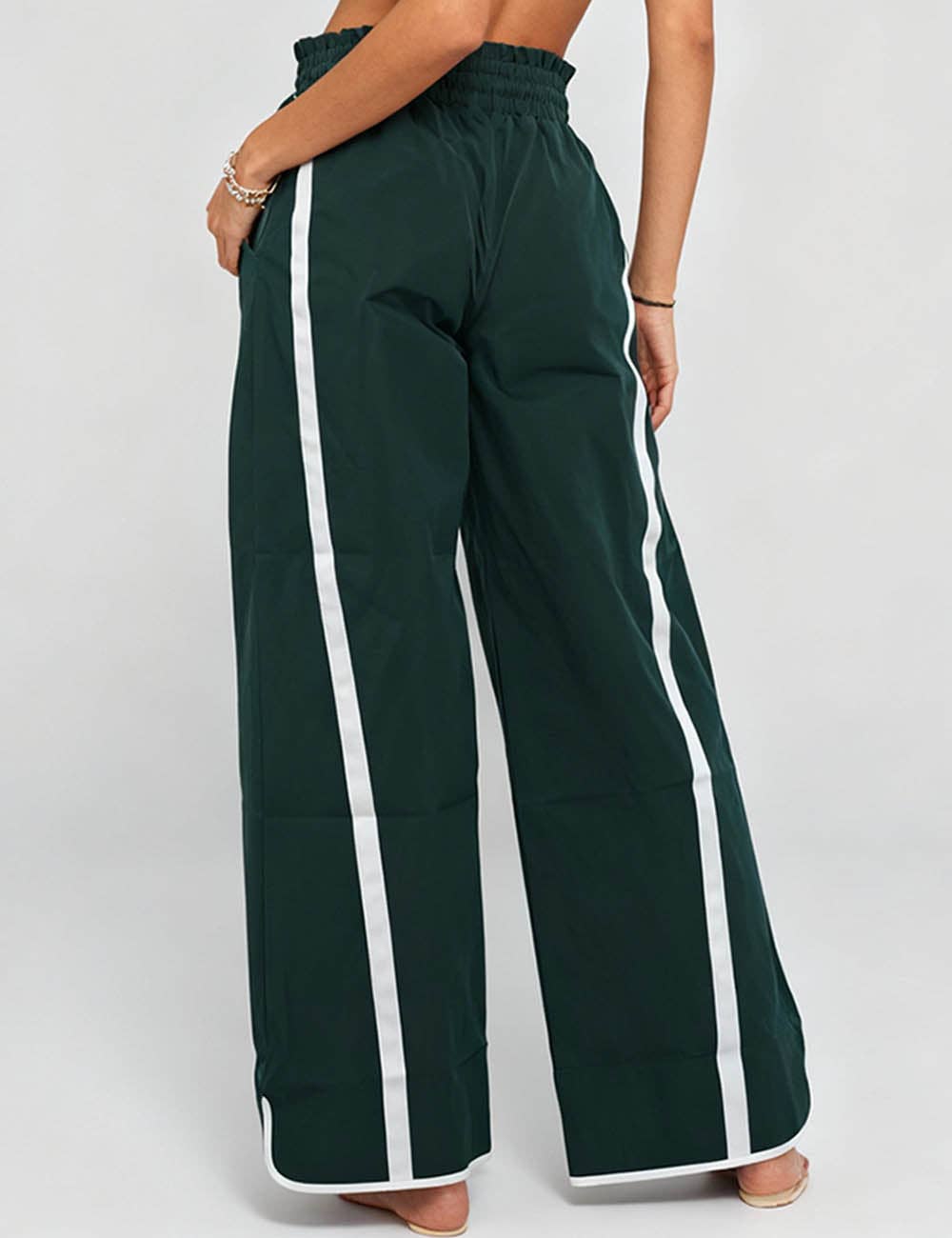 Ladies Color Block Striped Elastic Tie Waist Wide Leg Pants: Black / M