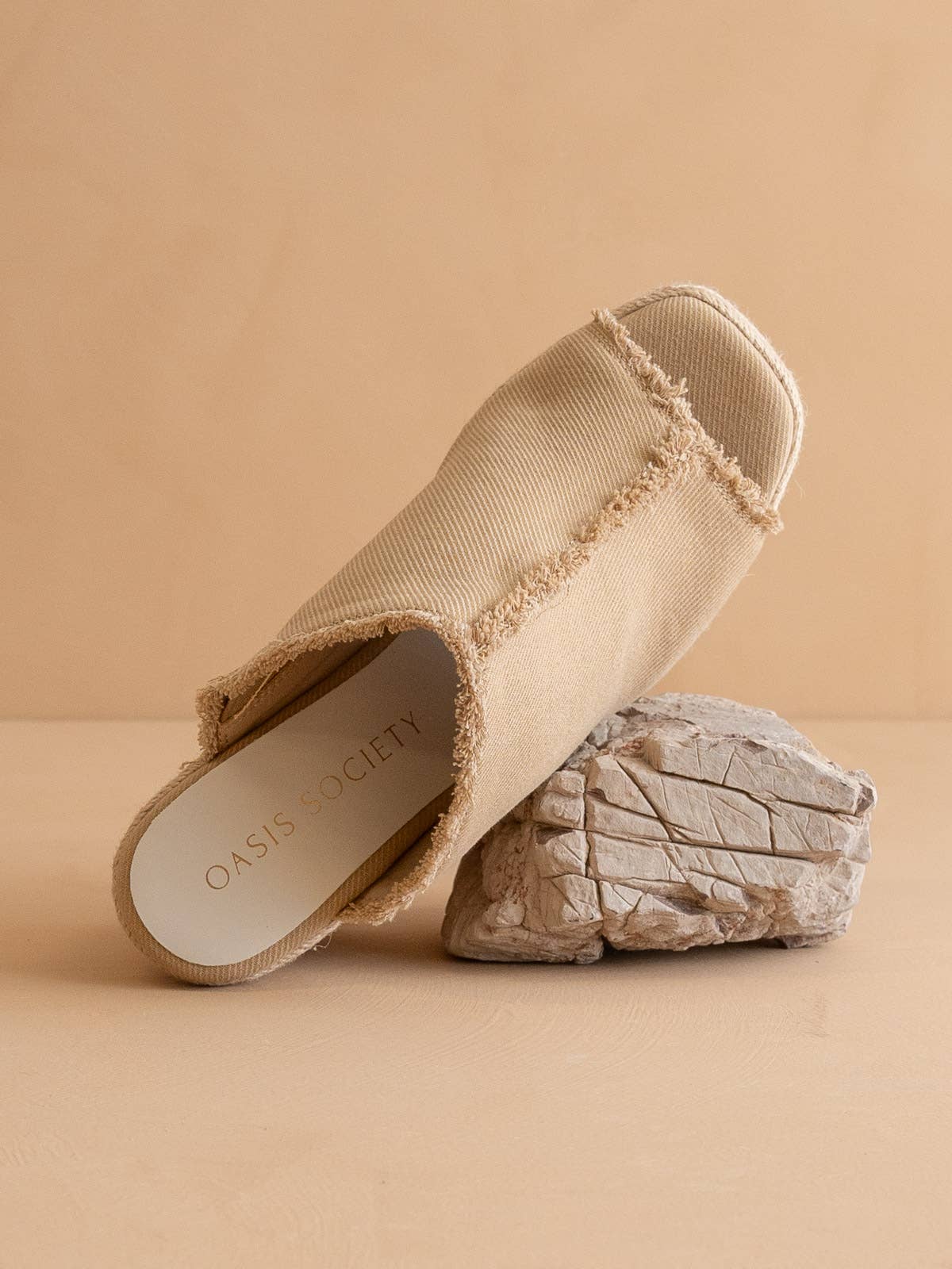 The Verona | Khaki Frayed Denim Espadrille Wedge: KHAKI / 6