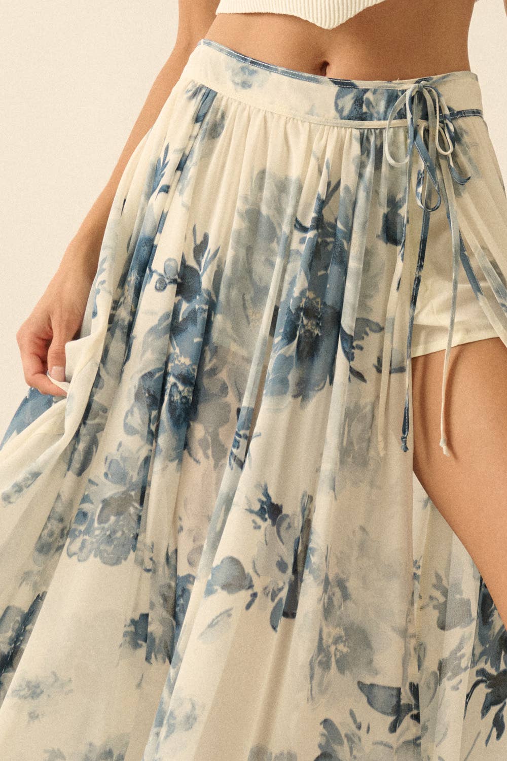 Floral-Print Chiffon Tie-Waist Maxi Skort: Retro Blue / M