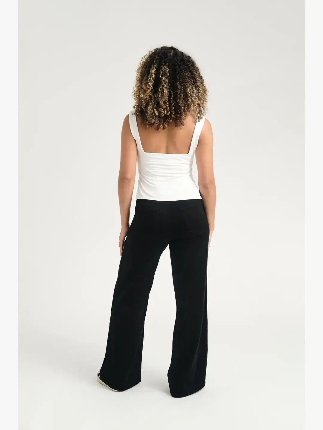 Petite 28" Better Butter Wide Leg Jeans in Black: 2P/26P