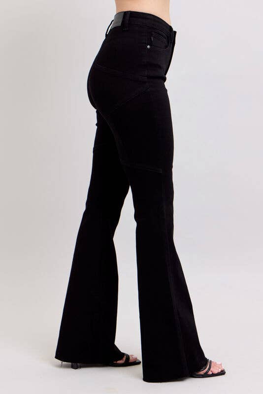 High Waisted Flare With Back Star Seam Detail: BK / 15(32)