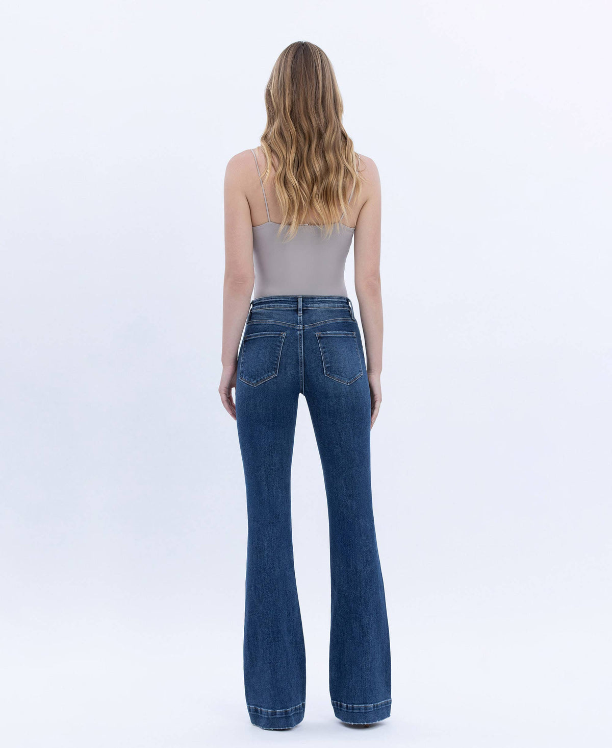 HIGH RISE DARK WASH TROUSER HEM BOOTCUT JEANS T6501: SUSTAINABILITY / 29
