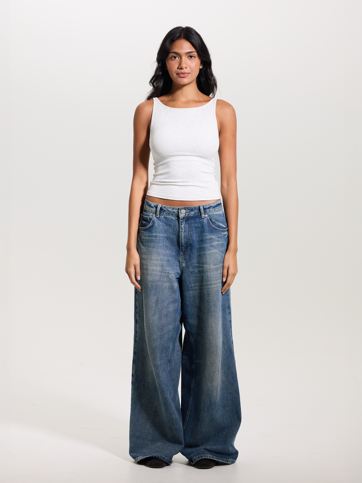 Ribbed Dainty Boat Neck Brami: Black / S