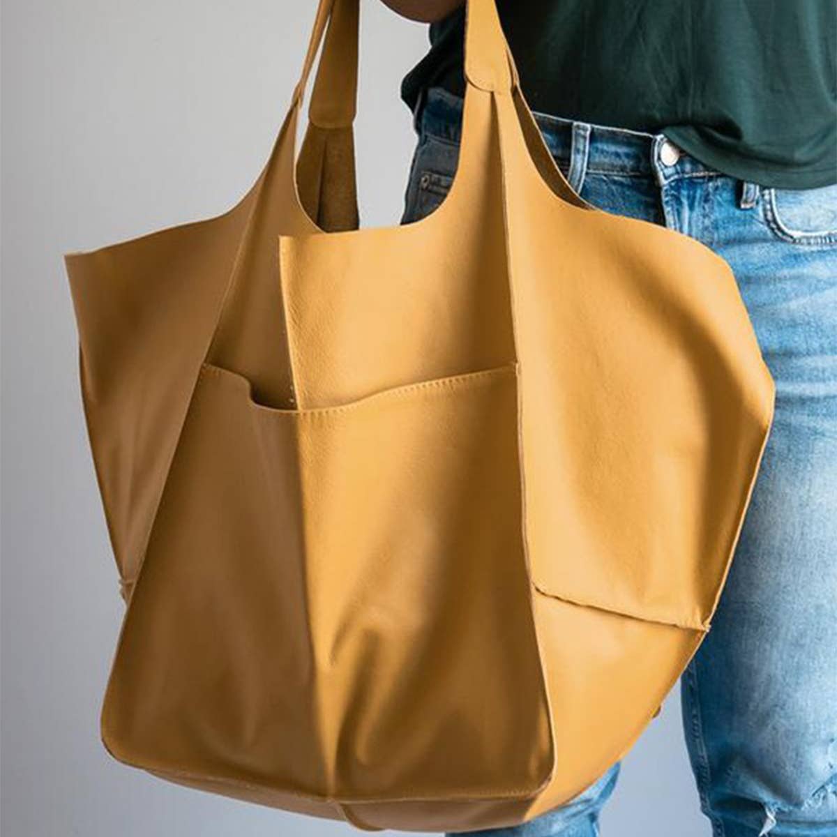 VINTAGE TOTE BAG WITH SPACIOUS STORAGE CAPACITY_CWAB0558: BROWN / (OS) 1