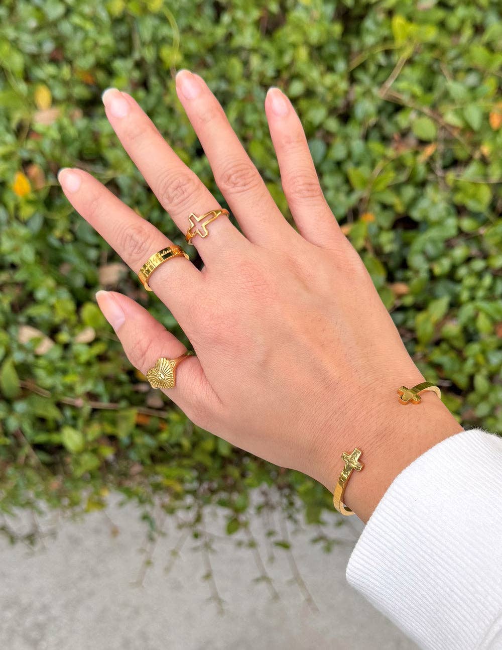 Radiant Heart Ring: 10