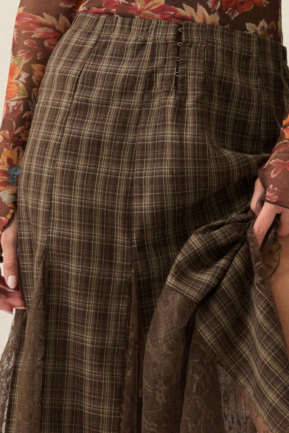 Plaid and Lace Godet Pleated A-Line High-Waist Maxi Skirt: Chocolate / M