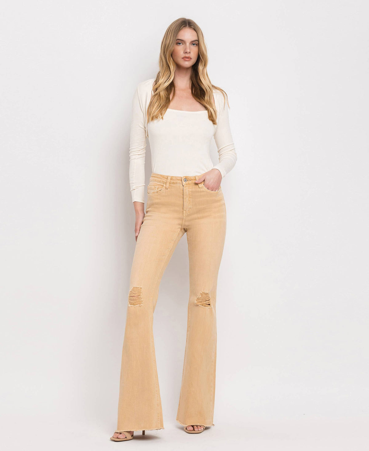 HIGH RISE SUPER FLARE JEANS V3029: DEW DROP / 28