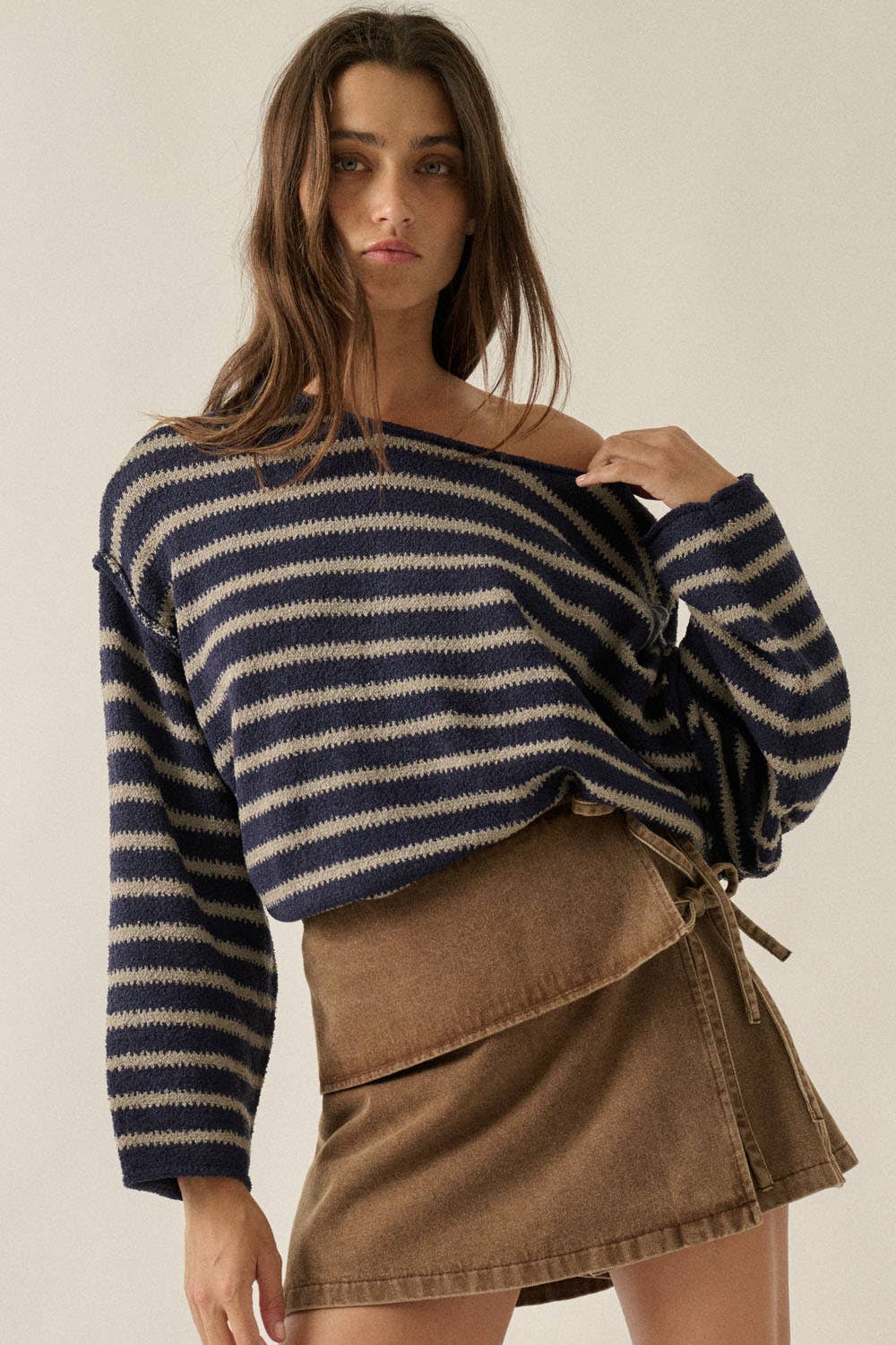 Striped Textured Knit Oversized Sweater: Midnight-Grey / M