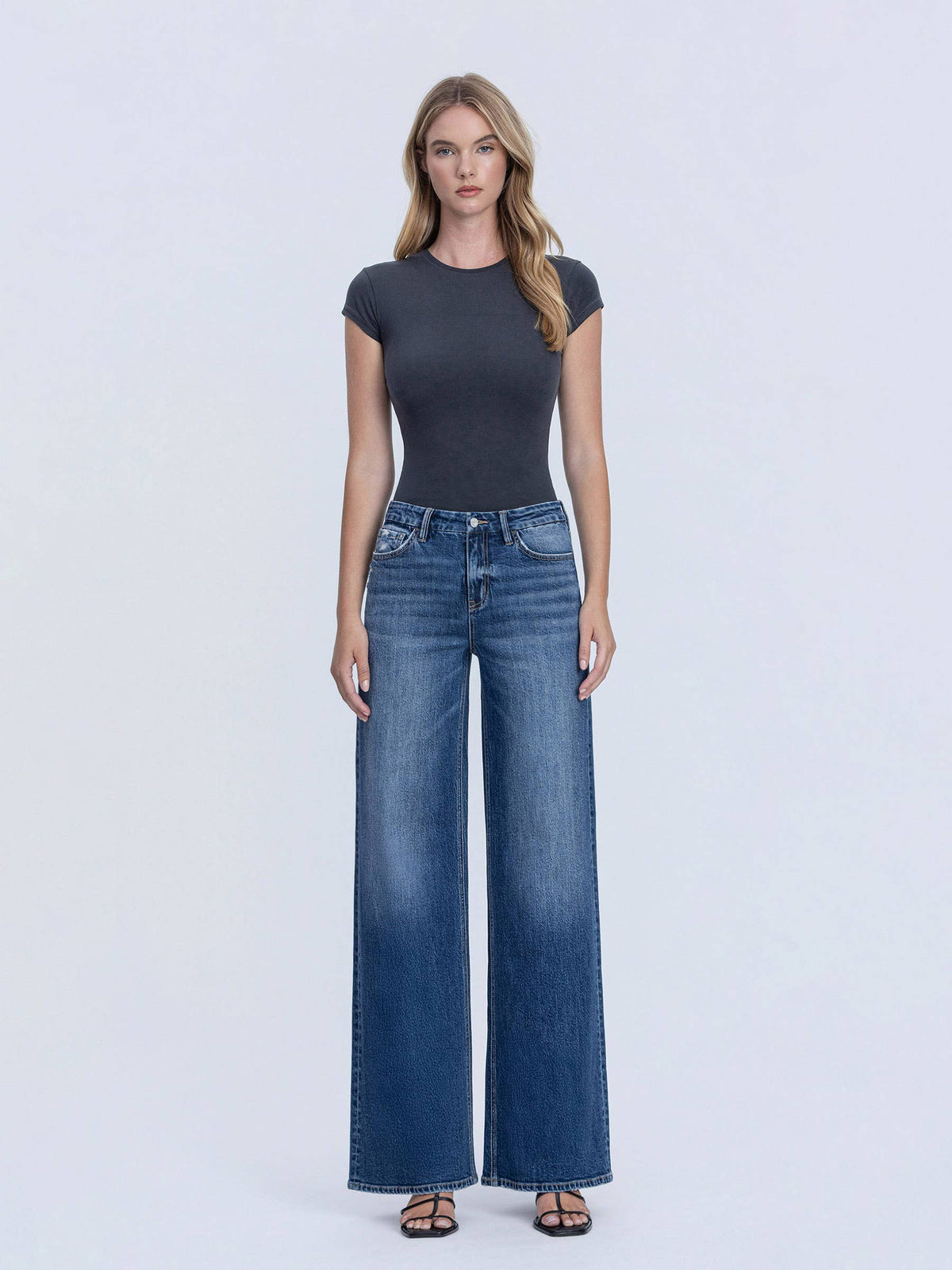 HIGH RISE DARK SEAMLESS WAISTBAND WIDE LEG JEANS T7148: NICEST / 28