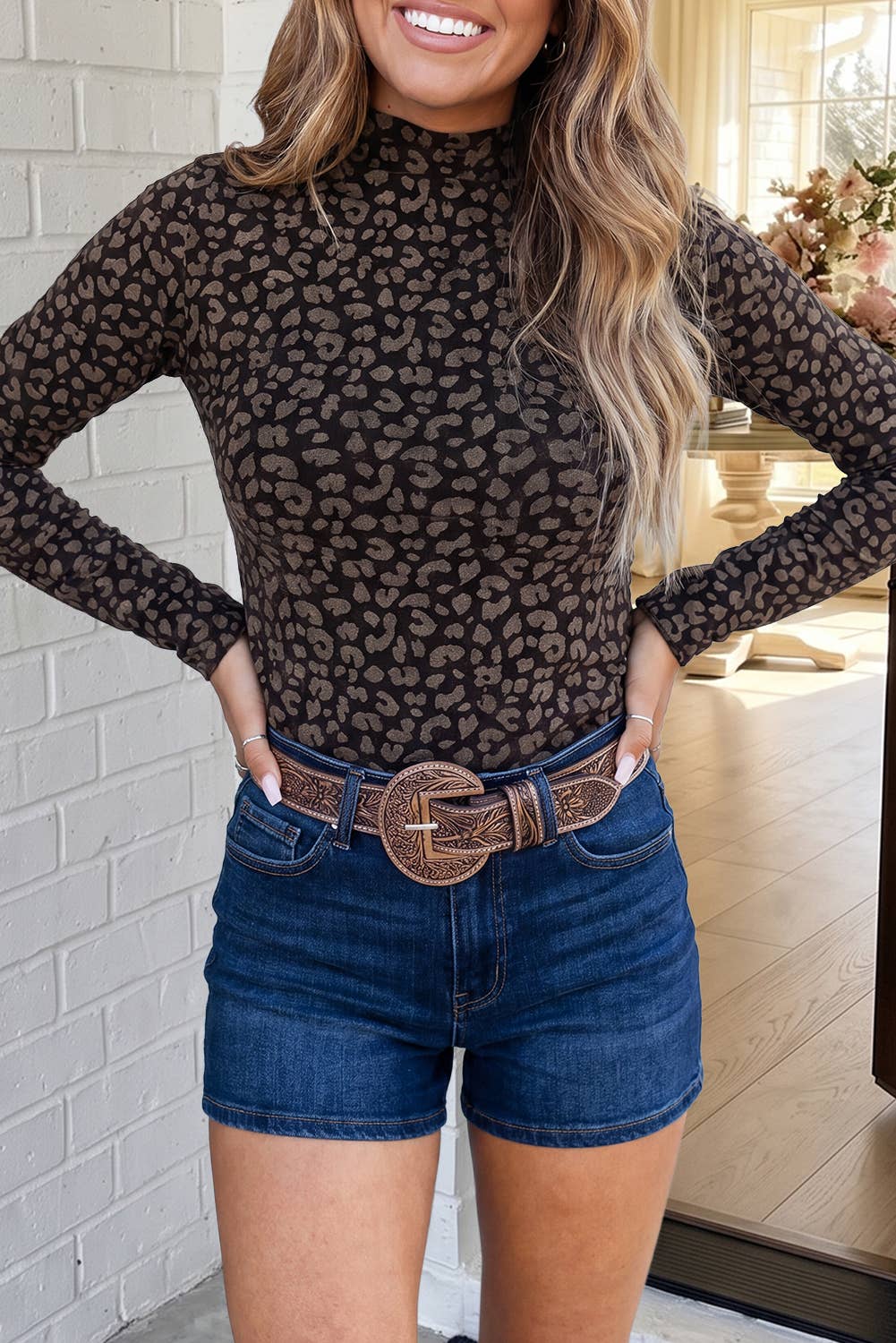 LAS Western Leopard Mock Neck Sheath Top (S-XL): Brown / M