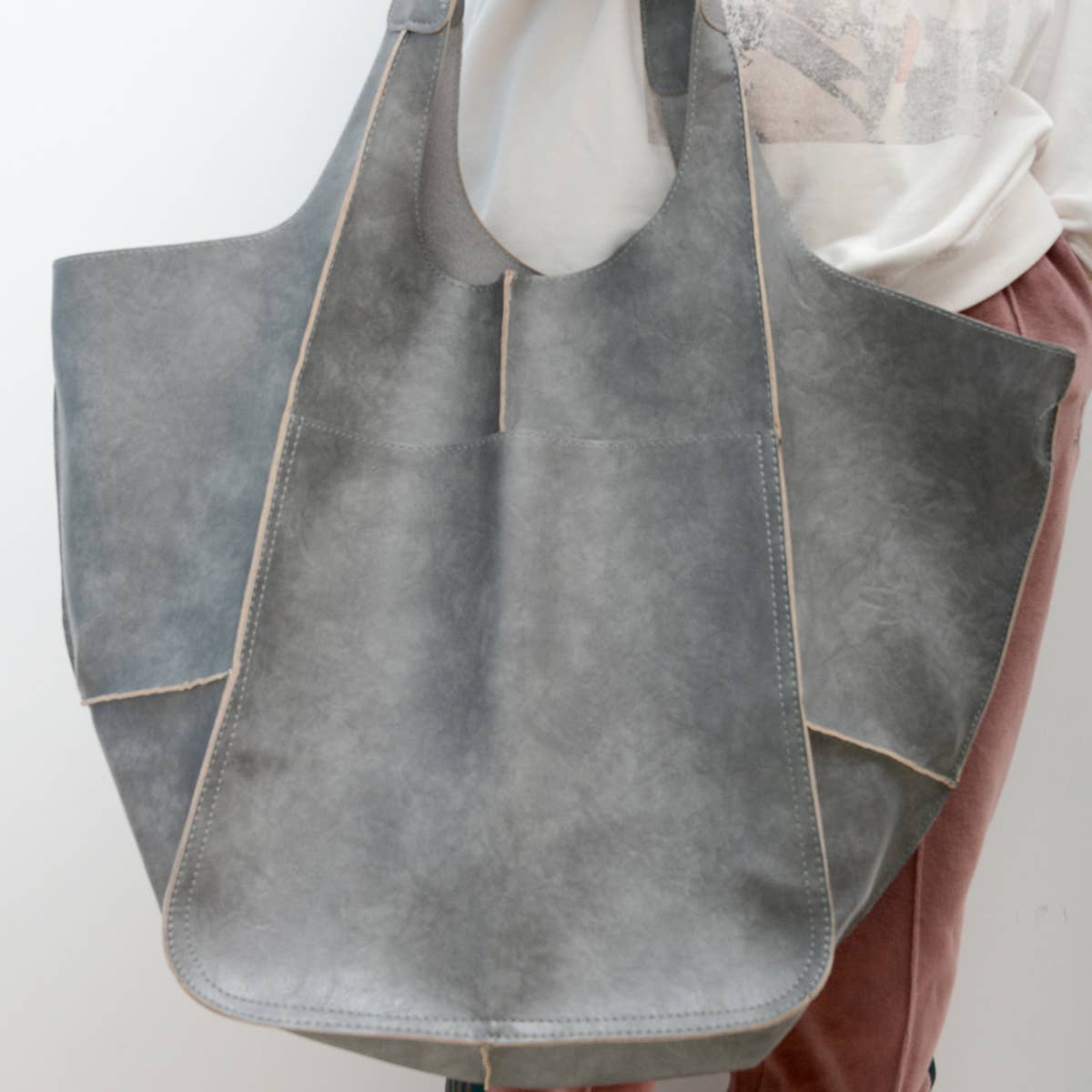 VINTAGE TOTE BAG WITH SPACIOUS STORAGE CAPACITY_CWAB0558: BROWN / (OS) 1