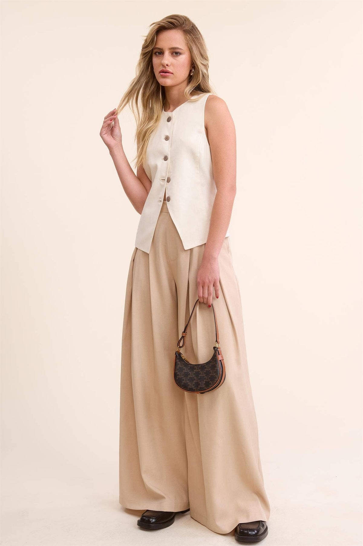 Trendy Low Waist  Wide Leg Pleated Trouser Pants: BEIGE / S