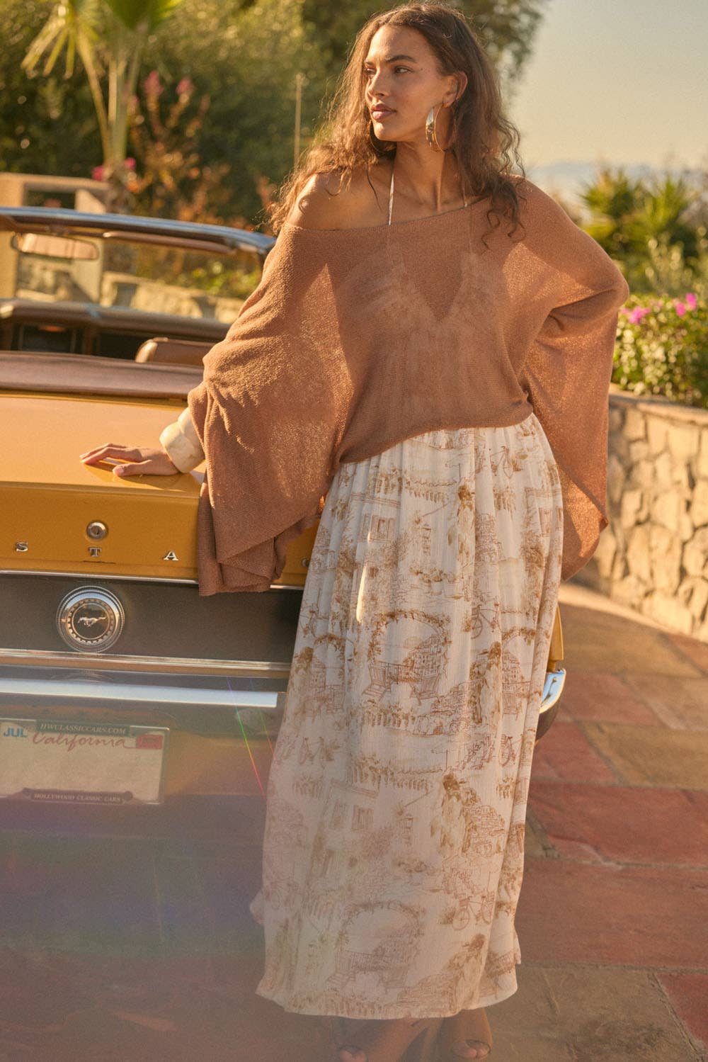 Sheer Lightweight Knit Cropped Poncho Sweater: Off White / M