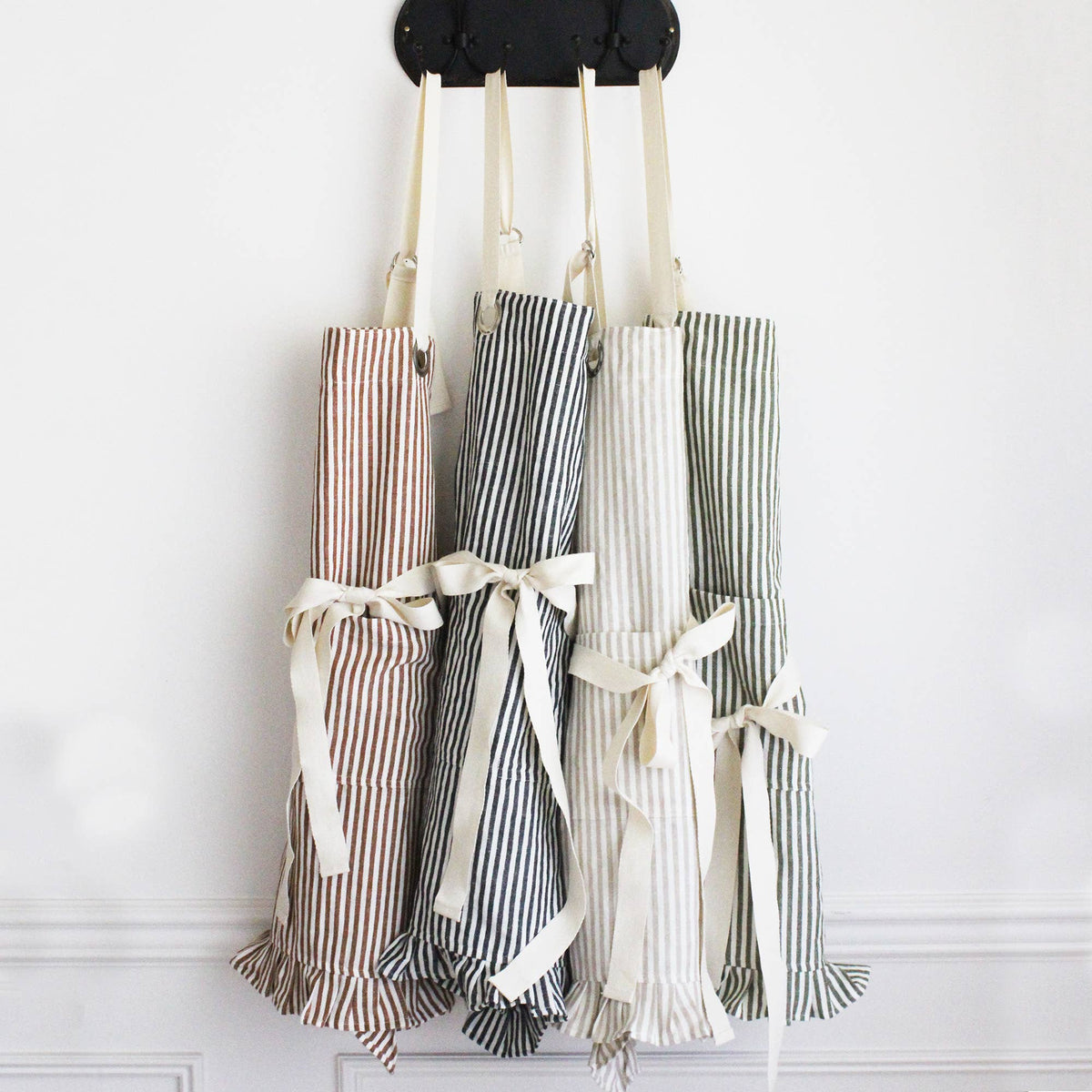 Ruffle Pin Stripe Apron: Black
