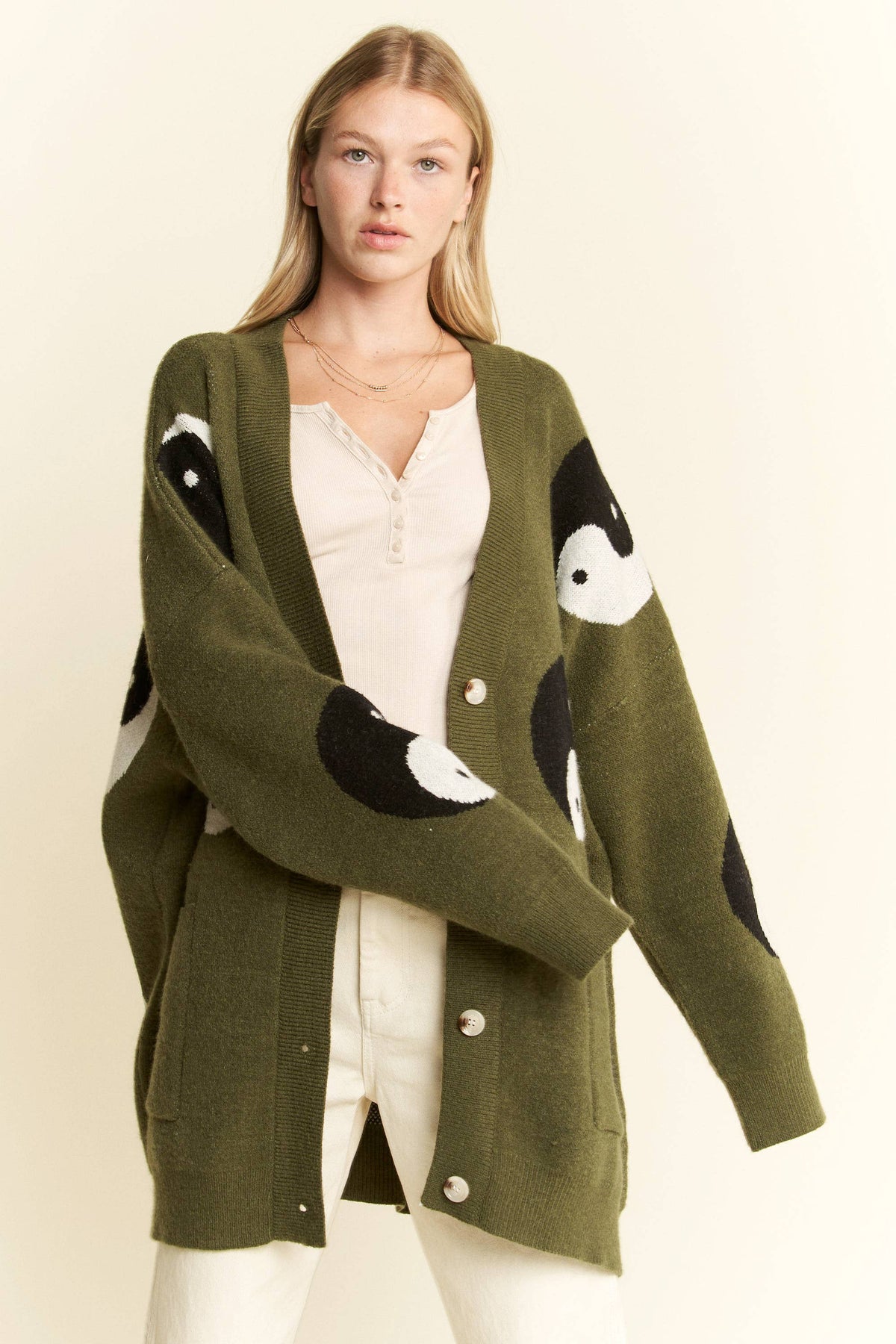OVER SIZED YIN YANG CARDIGAN: Brown / S/M