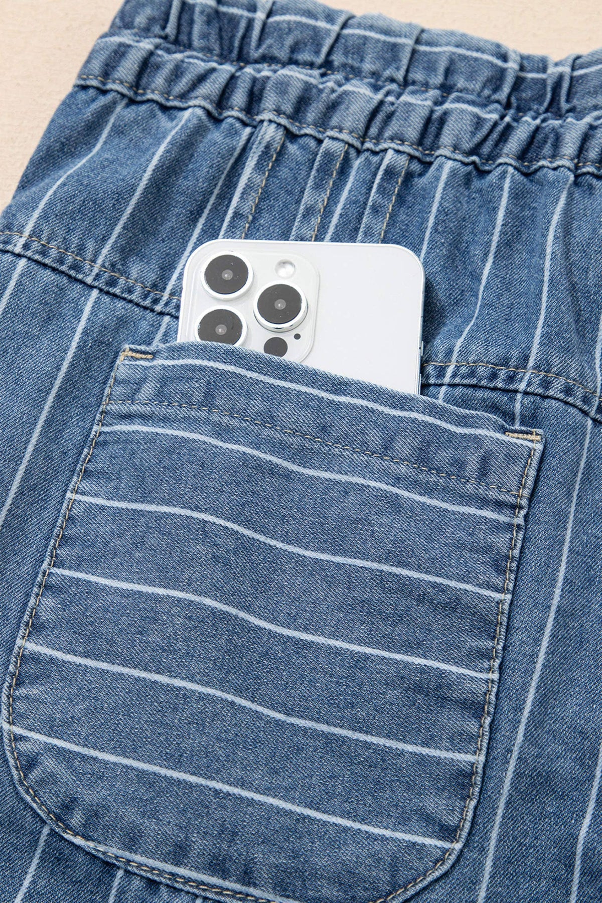 66 Plus Size Button Pleated Drawstring Waist Wide Leg Jeans: Blue / 1X