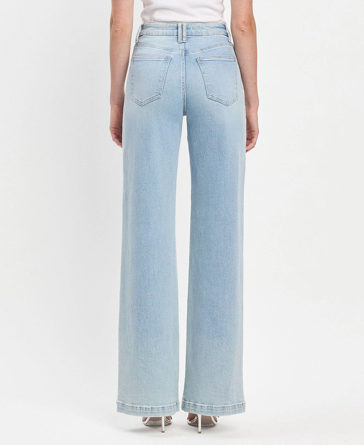 HIGH RISE FULL LENGTH LIGHT WASH WIDE LEG JEANS V3468: OPTIMISTIC / 26
