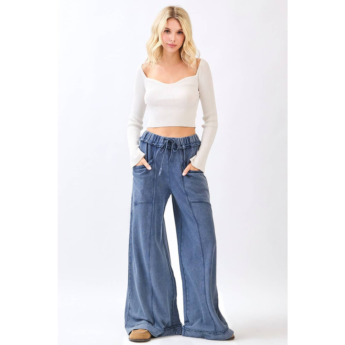 MINERAL WASH CURVED SEAM WIDE LEG PANTS: HAZELNUT / S-M-L(2-2-2)