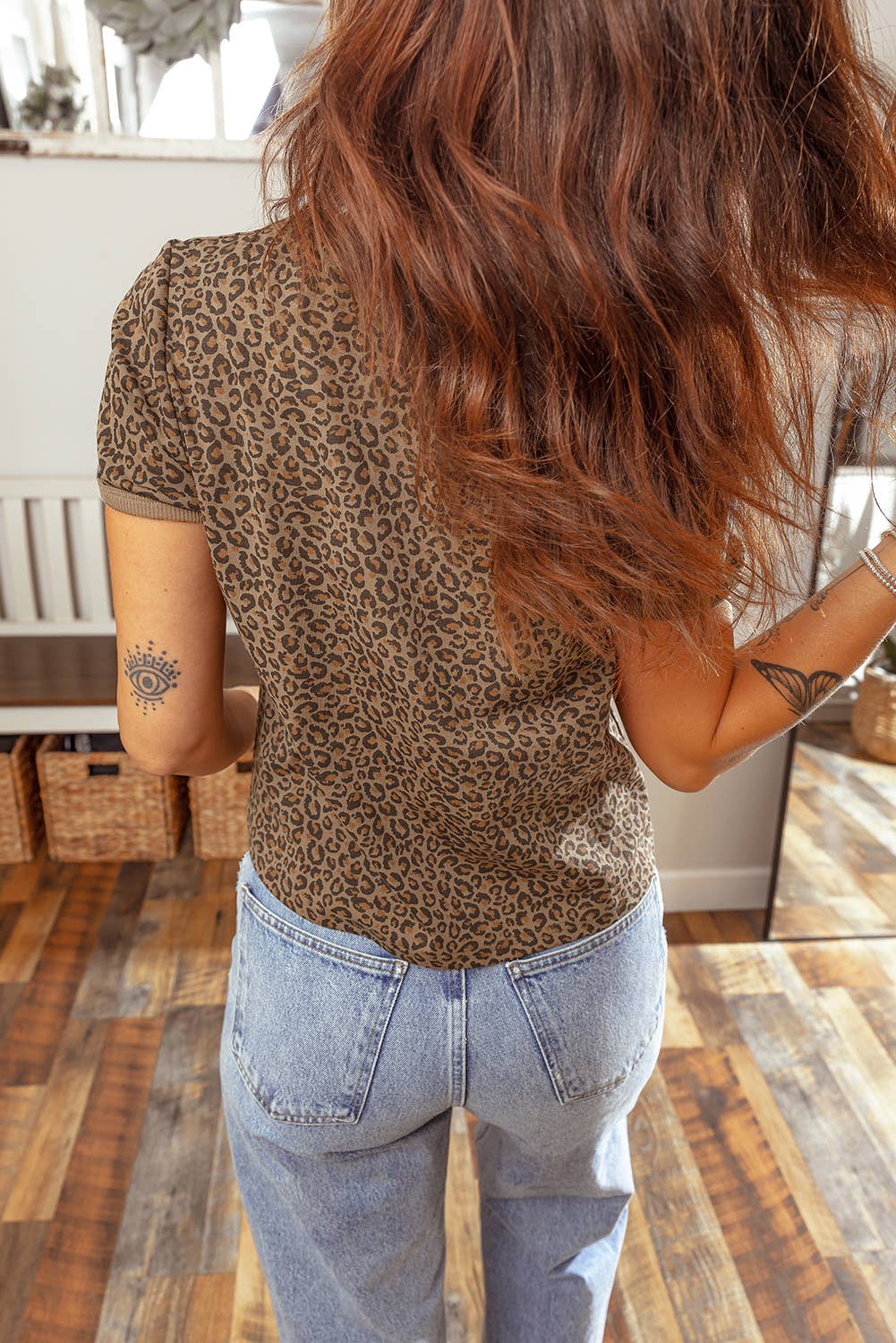 66 Plus Size Leopard Print Ribbed Trim Round Neck Tee (S-4X): Brown / S