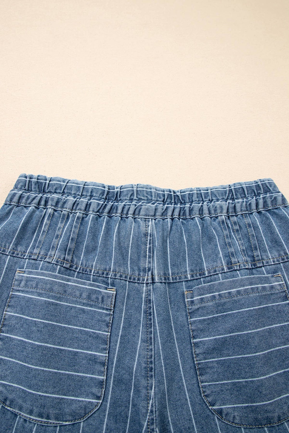 66 Plus Size Button Pleated Drawstring Waist Wide Leg Jeans: Blue / 2X