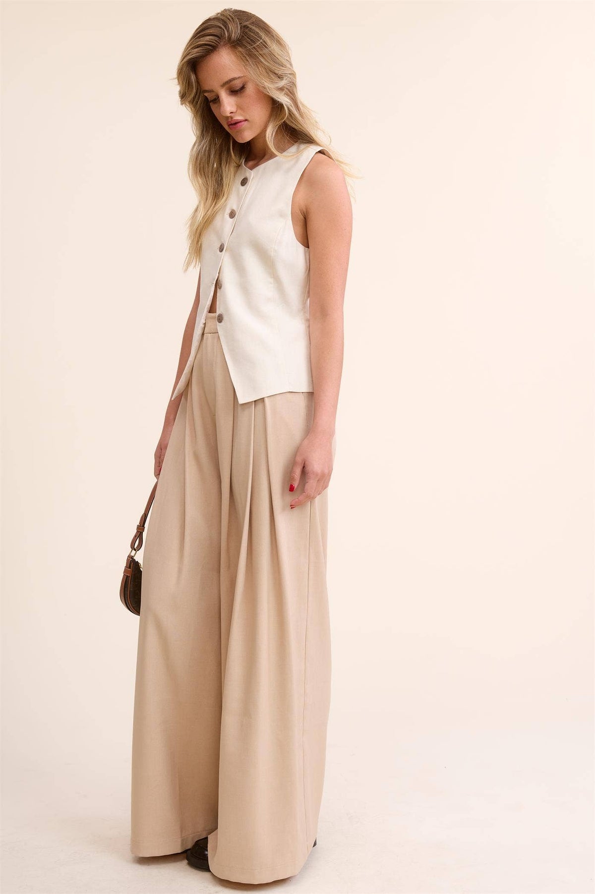 Trendy Low Waist  Wide Leg Pleated Trouser Pants: BEIGE / L