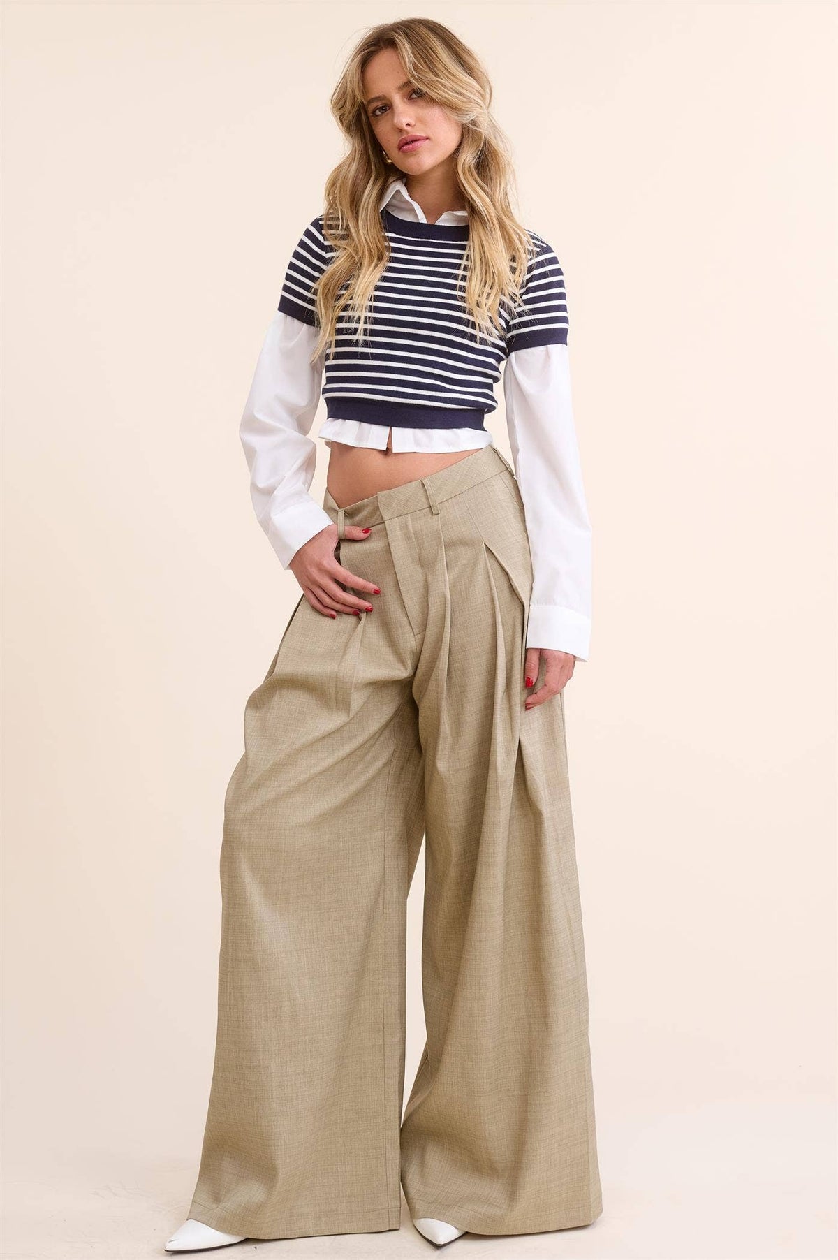 Trendy Low Waist  Wide Leg Pleated Trouser Pants: BEIGE / L
