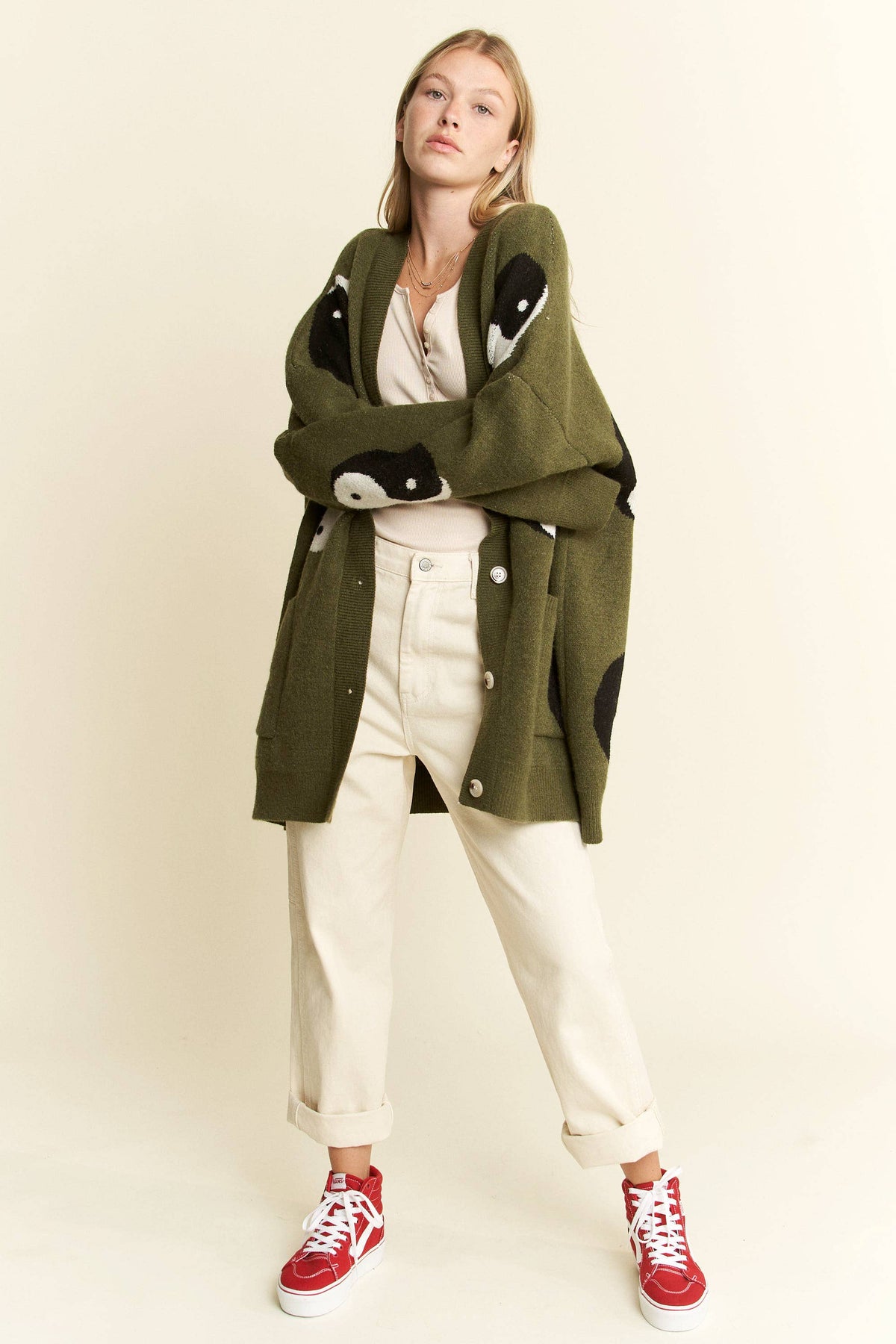 OVER SIZED YIN YANG CARDIGAN: Brown / L/XL