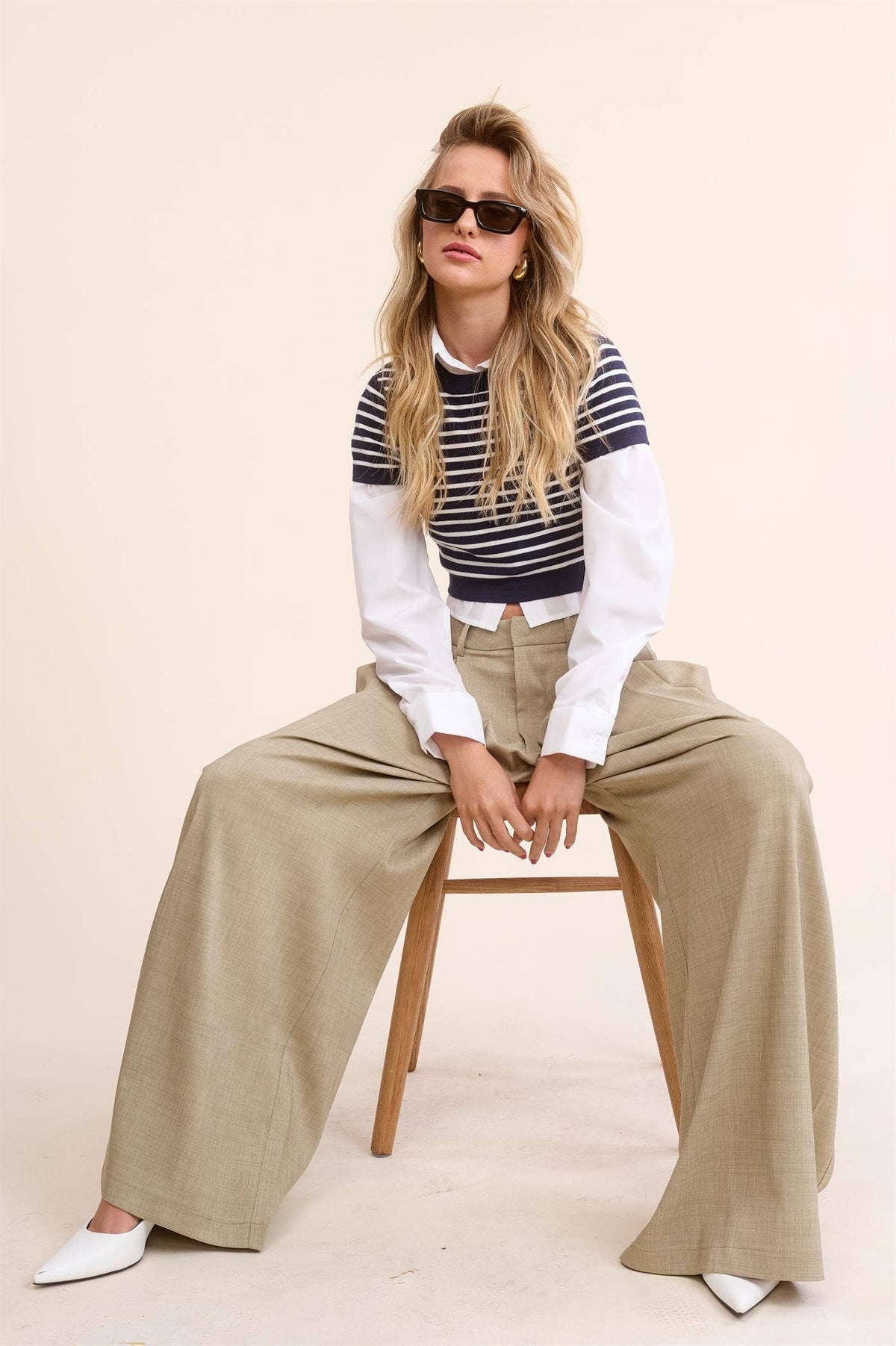Trendy Low Waist  Wide Leg Pleated Trouser Pants: BEIGE / M